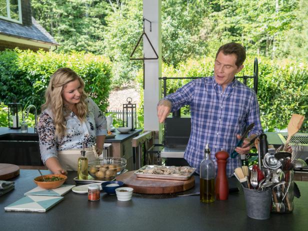 When Does The Bobby and Damaris Show Season 2 Start? Food Network Premiere Date